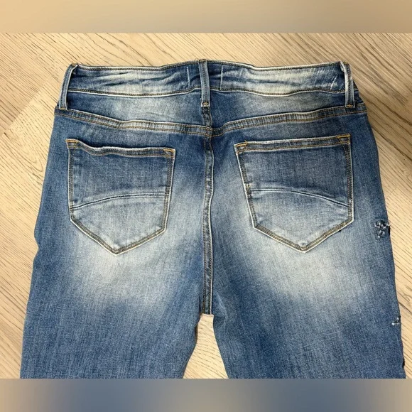 DRIFTWOOD Kelly Flare Jeans Blue Floral Embroidering Size 28 /33 (6US) WORN ONCE - Picture 8 of 11